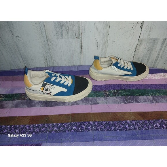 Zara Kids Shoes Mickey Mouse Size 27 (US 10) - Picture 3 of 6